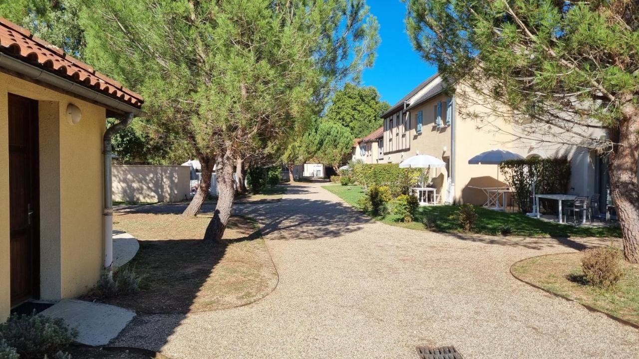 Вилла Le Hameau Du Moulin Монтиньяк Экстерьер фото